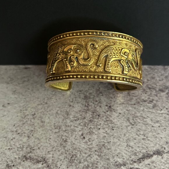 Vintage MMA Gold Elephant Cuff Bracelet India Metropolitan Museum 24kt plated - Picture 5 of 11
